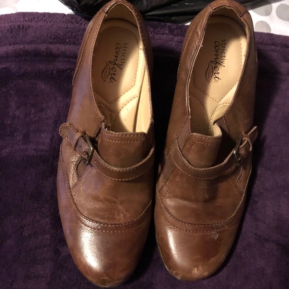 Wedge heels - Picture 1 of 2